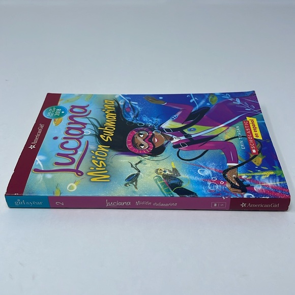 3/$15 AMERICAN GIRL: Luciana - Mision Submarina. Book 2
SPANISH VERSION - Picture 5 of 7